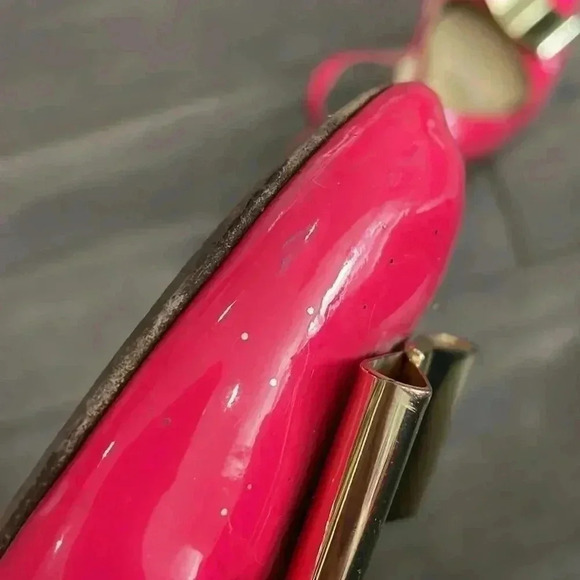 Kate Spade Barbie Pink Leather Block Heels with Golden Bow- US 8- Italy - Picture 11 of 12